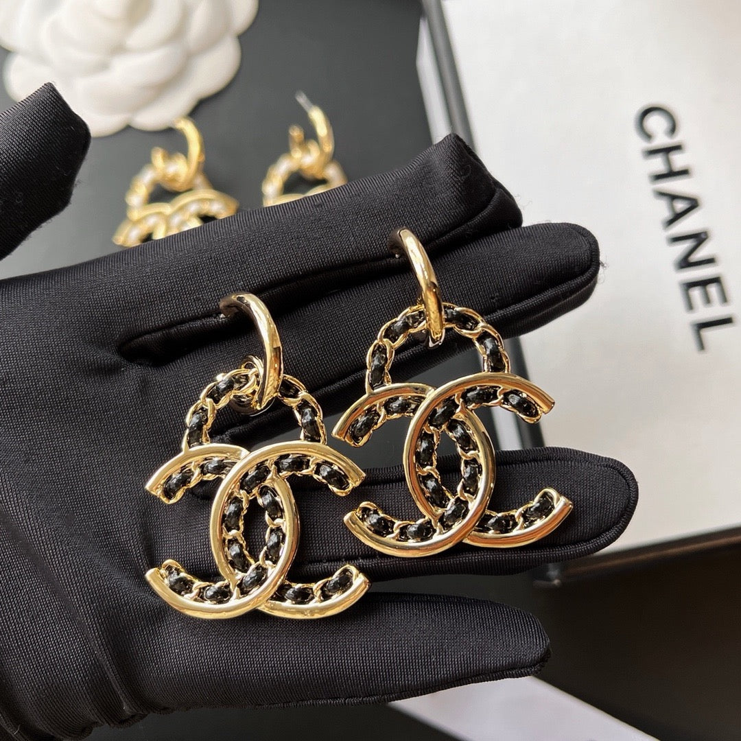 Women's Fashion Vintage Earrings