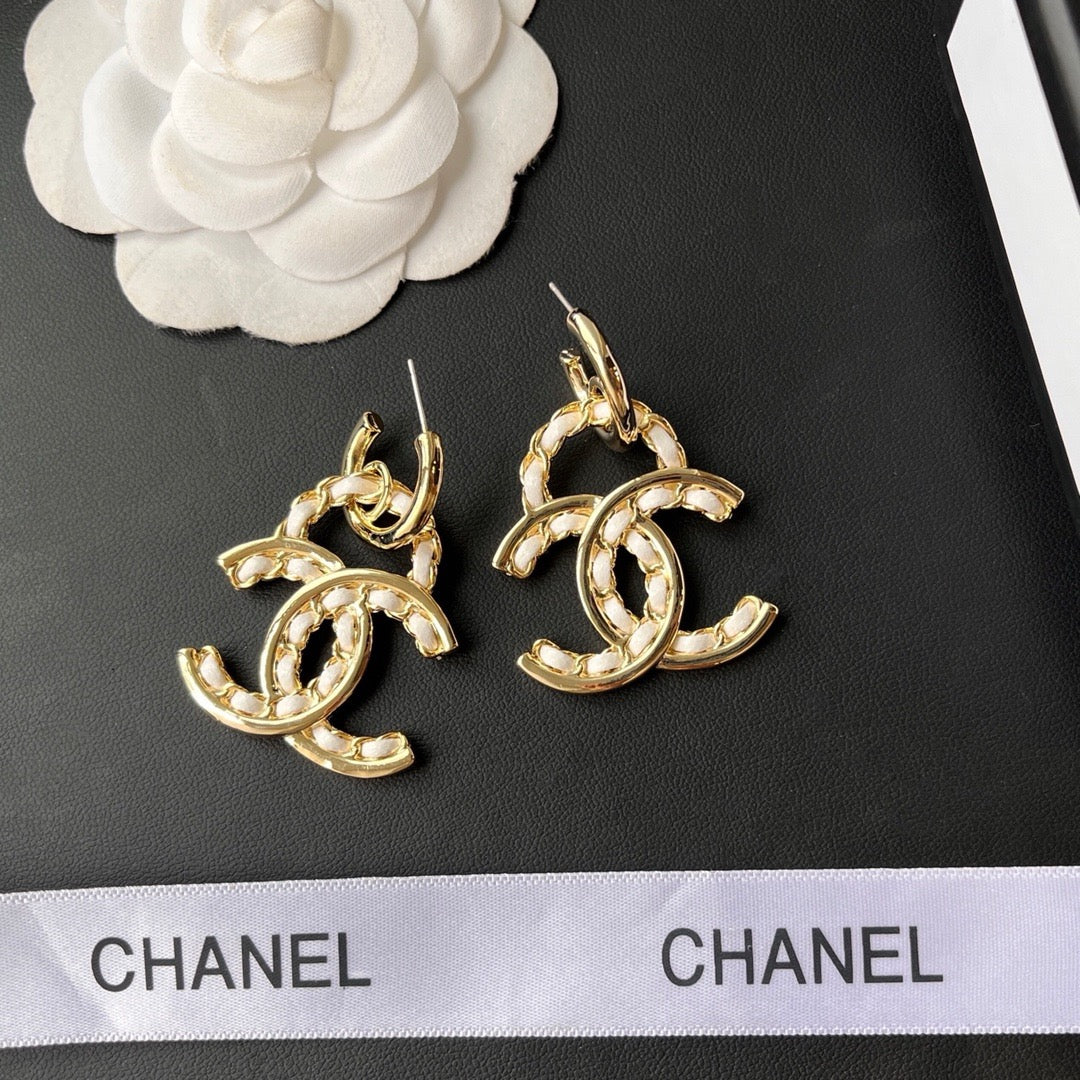 Women's Fashion Vintage Earrings
