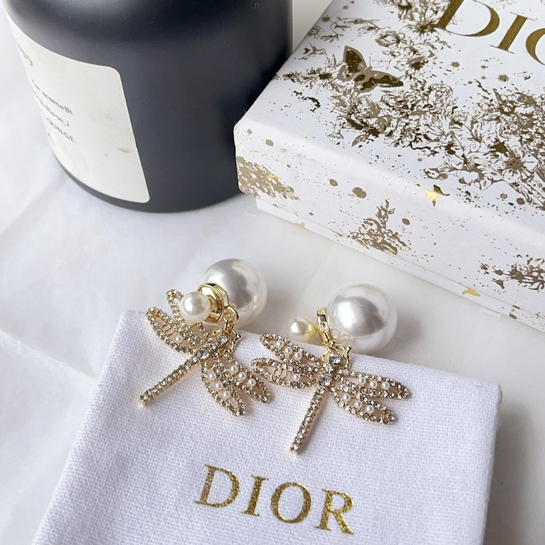 Women's Fashionable Rhinestone Earrings