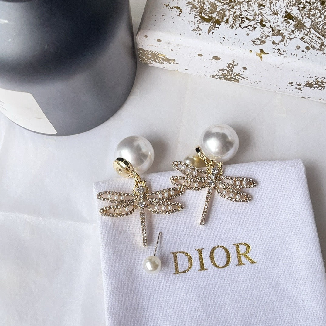 Women's Fashionable Rhinestone Earrings