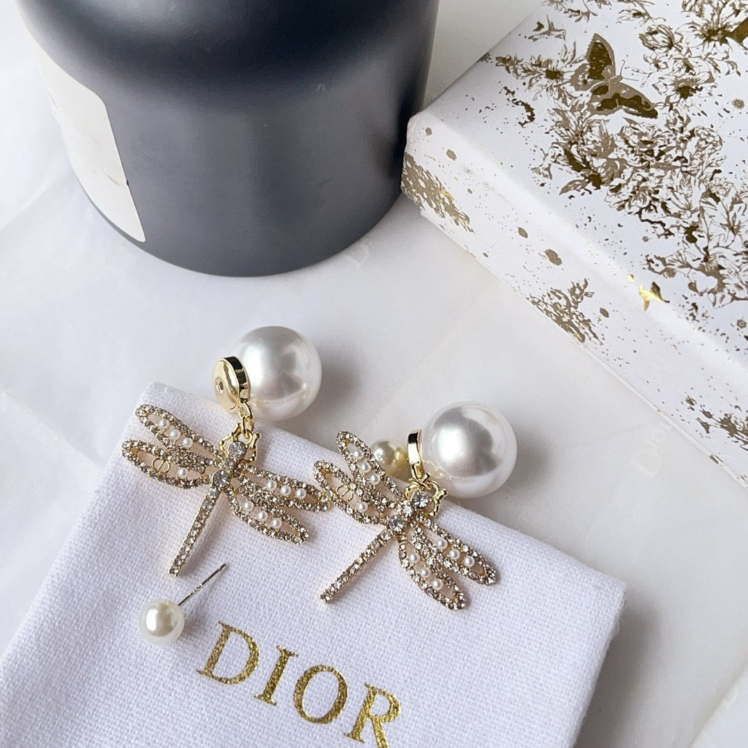 Women's Fashionable Rhinestone Earrings