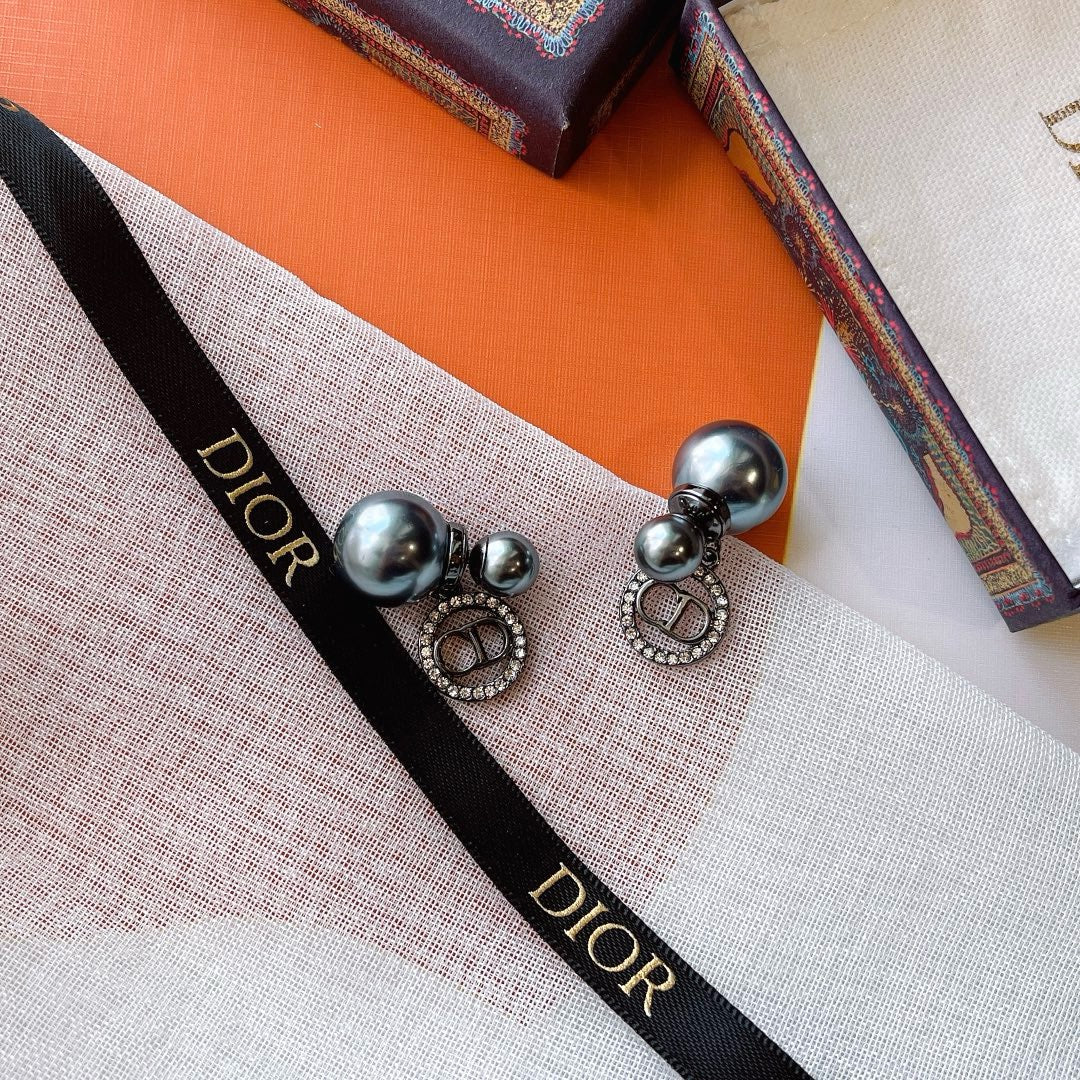 Women's Fashionable Drop Earrings