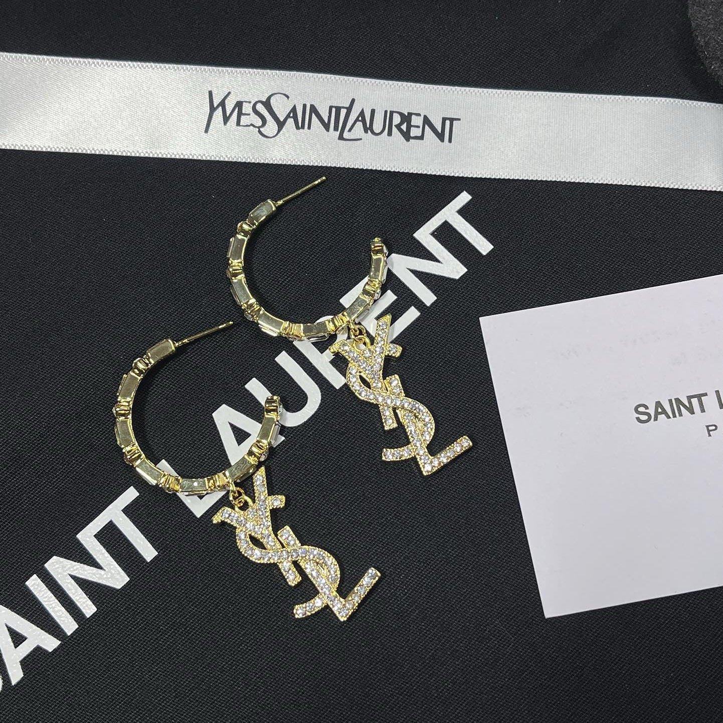 Women's Fashionable Rhinestone Earrings