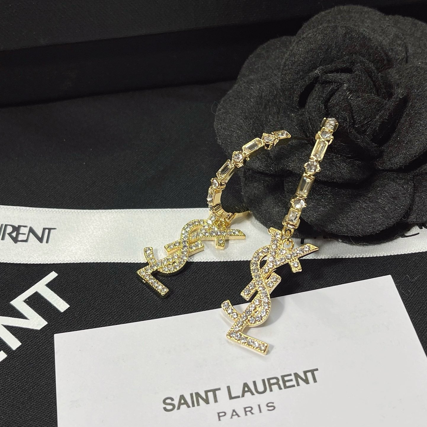 Women's Fashionable Rhinestone Earrings