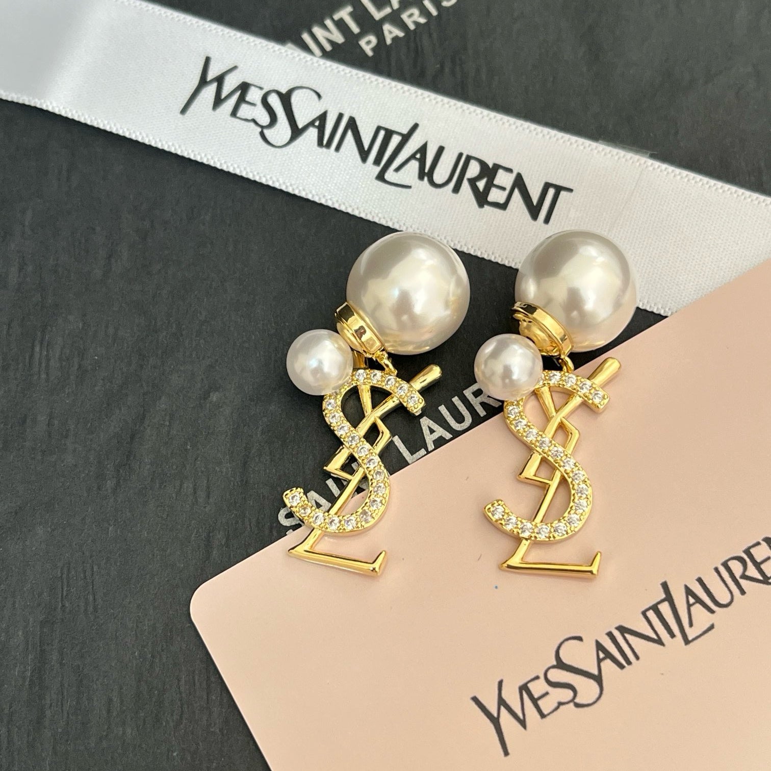 Women's Fashionable Rhinestone Earrings