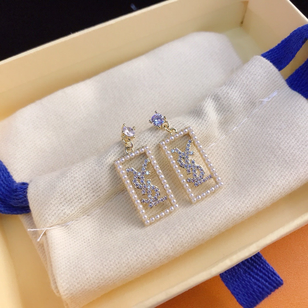 Women's Fashion Earrings