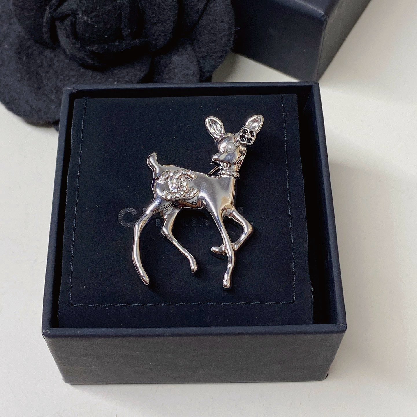 Women's Fashion Brooch