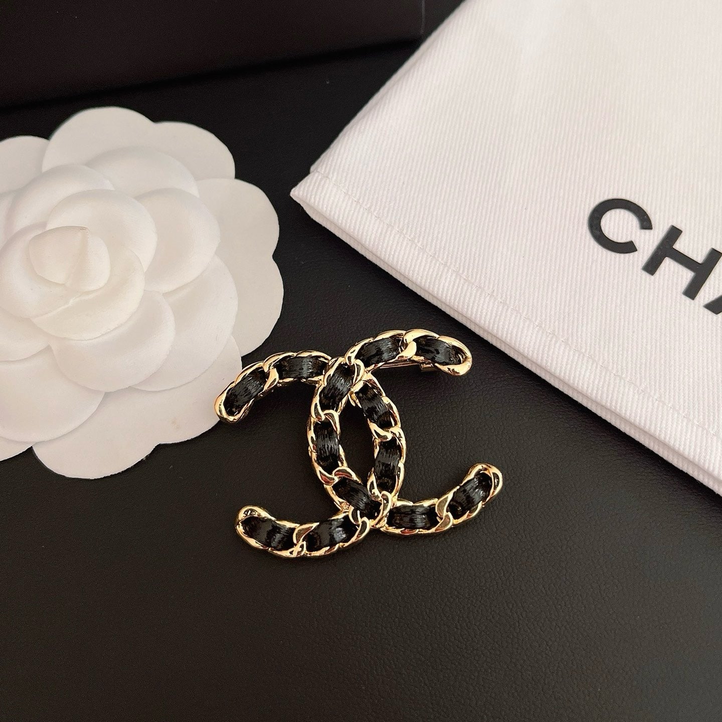 Women's Fashion Brooch