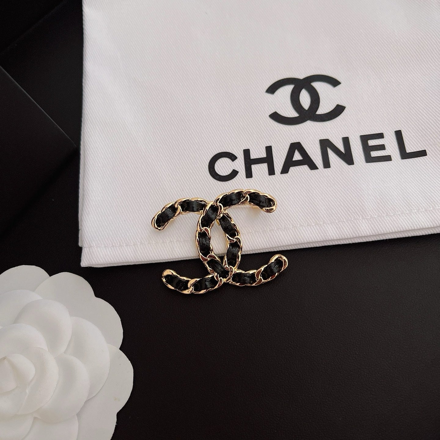 Women's Fashion Brooch