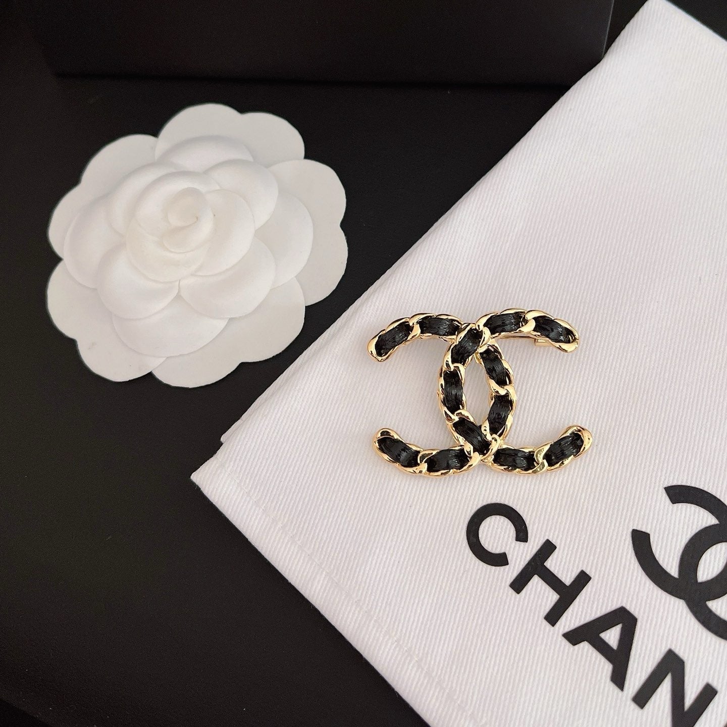 Women's Fashion Brooch