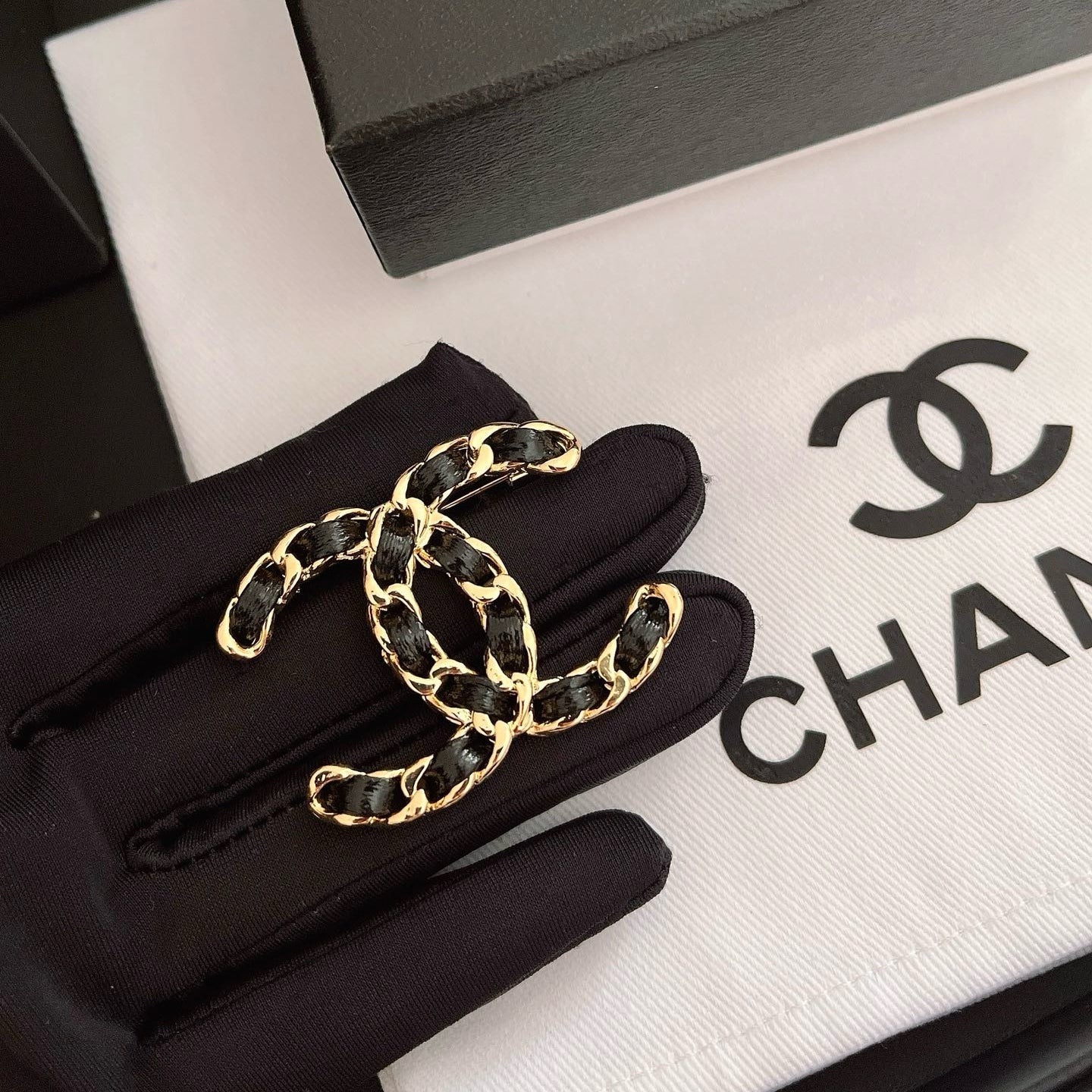 Women's Fashion Brooch