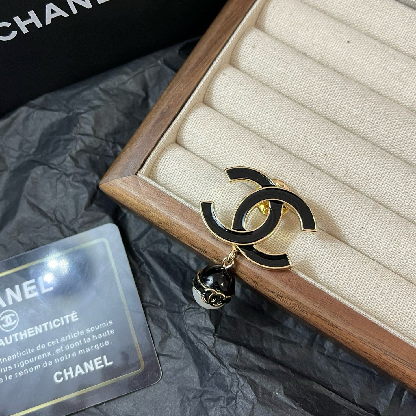 Women's Fashion Brooch