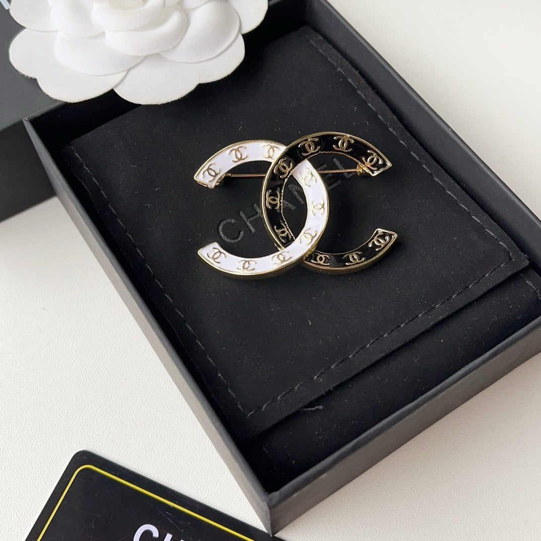 Women's Fashion Brooch