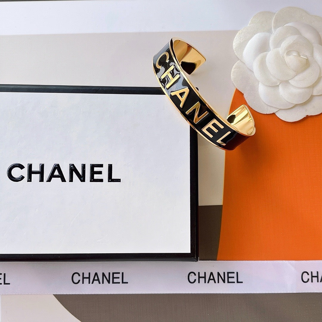 Women's Fashion Bracelet