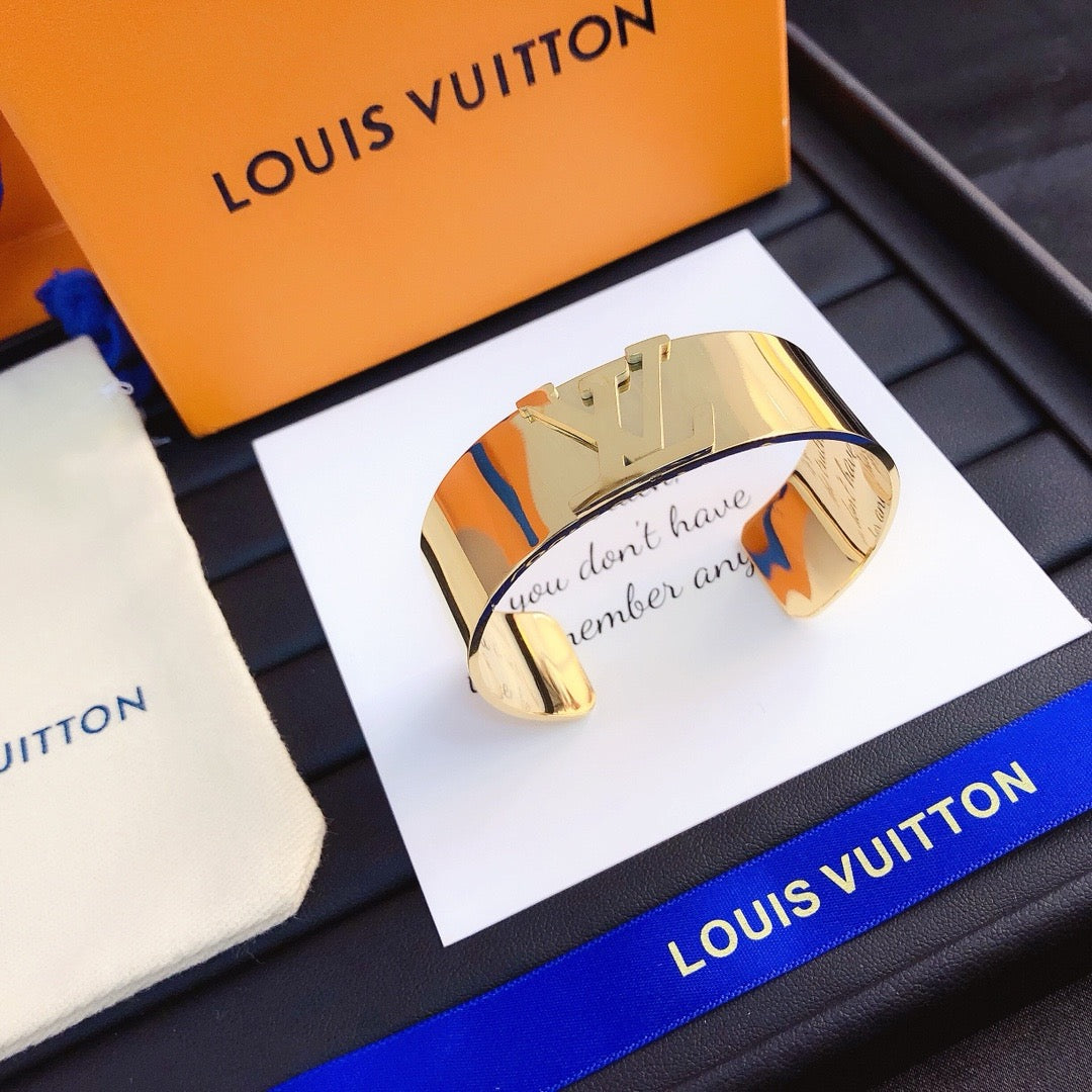 Women's Fashion Bracelet