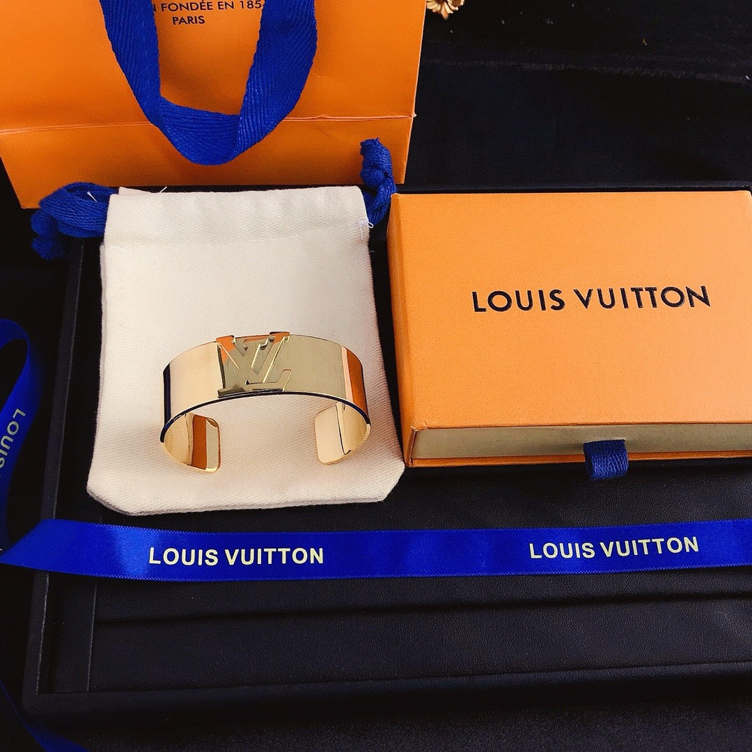 Women's Fashion Bracelet