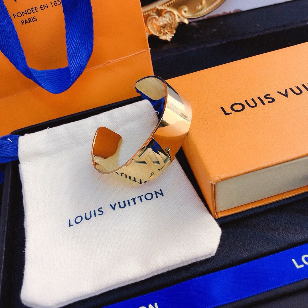 Women's Fashion Bracelet