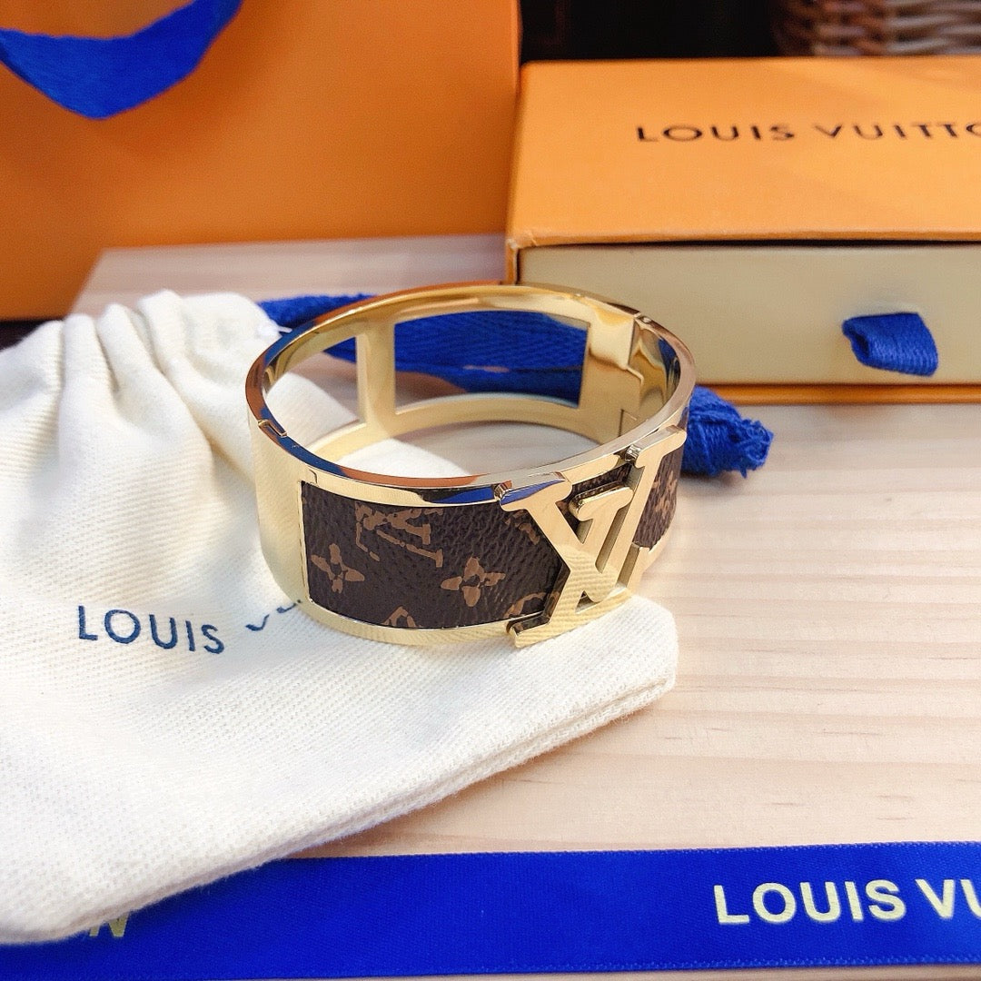 Women's Fashion Bracelet