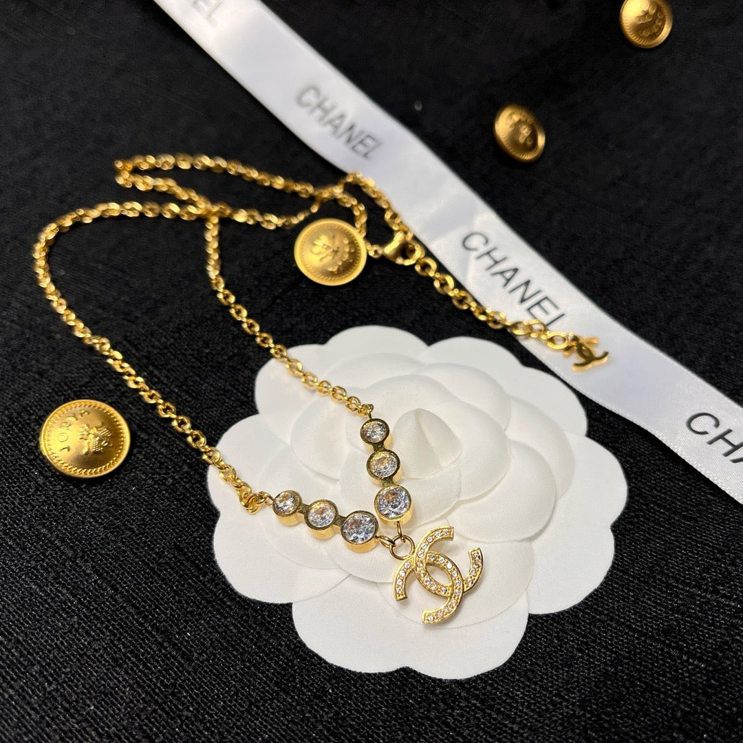 Women's Fashionable Rhinestone Necklace