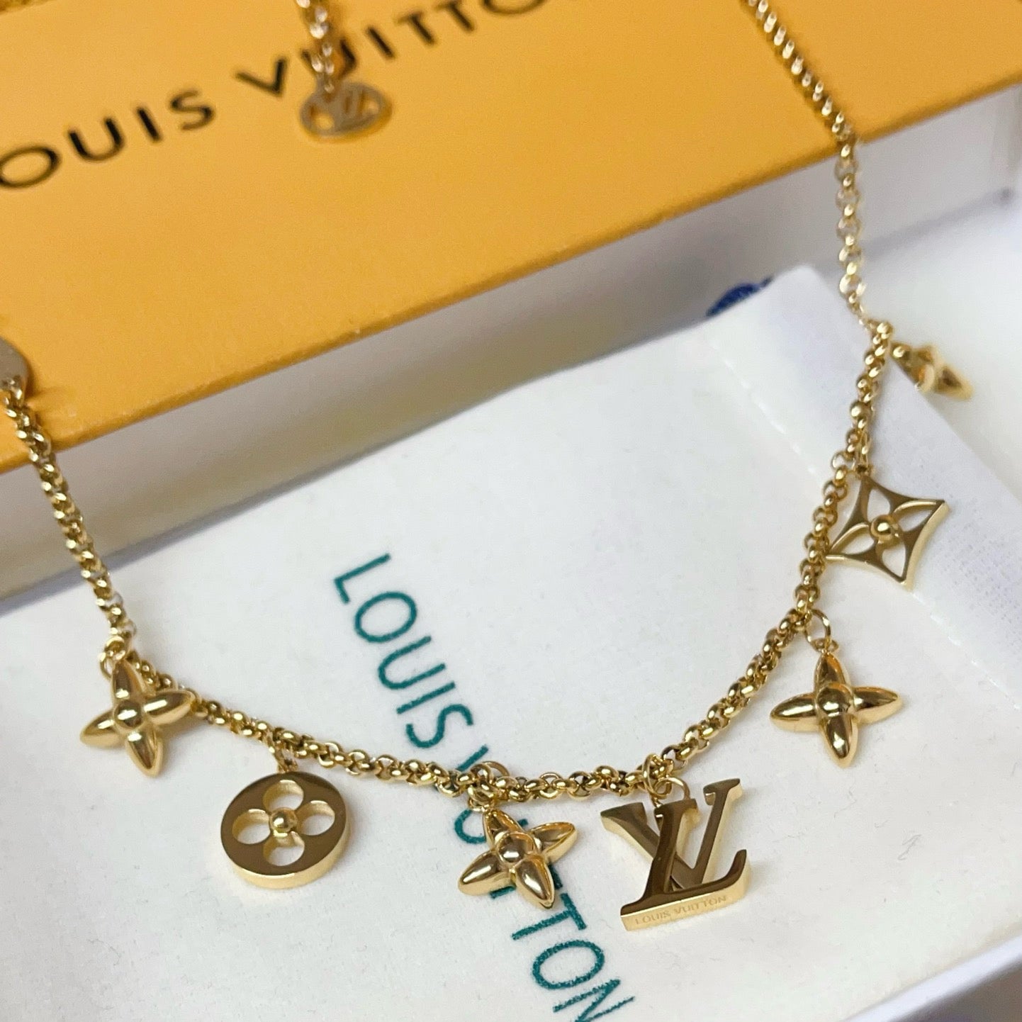 Women's Fashion Necklace