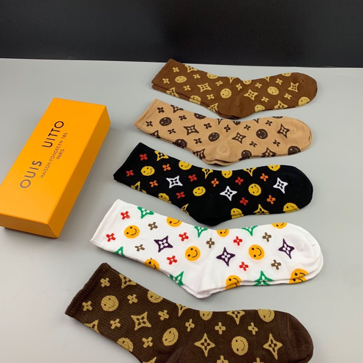Women's Fashion Printed Cotton Socks