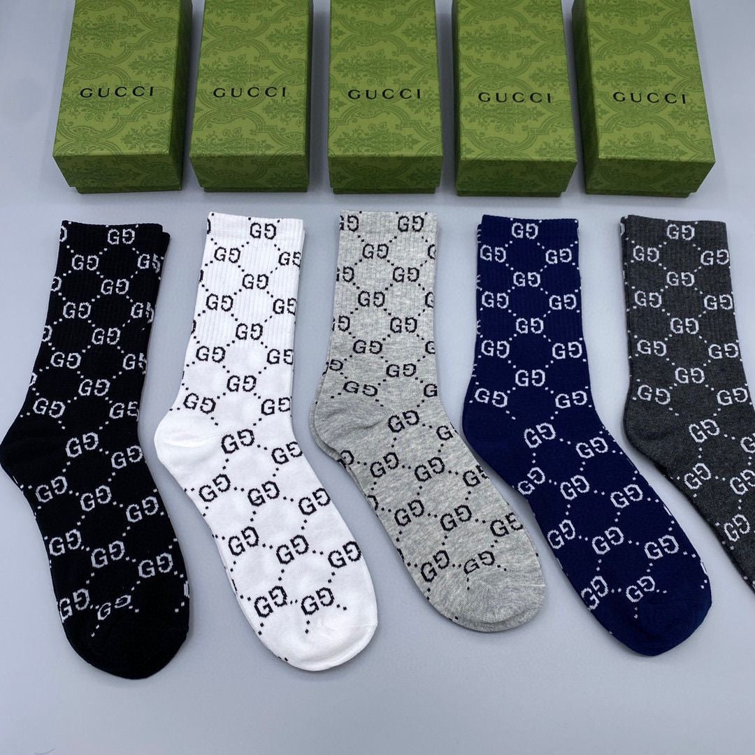 Couple's Stylish Mid-Cut Cotton Socks