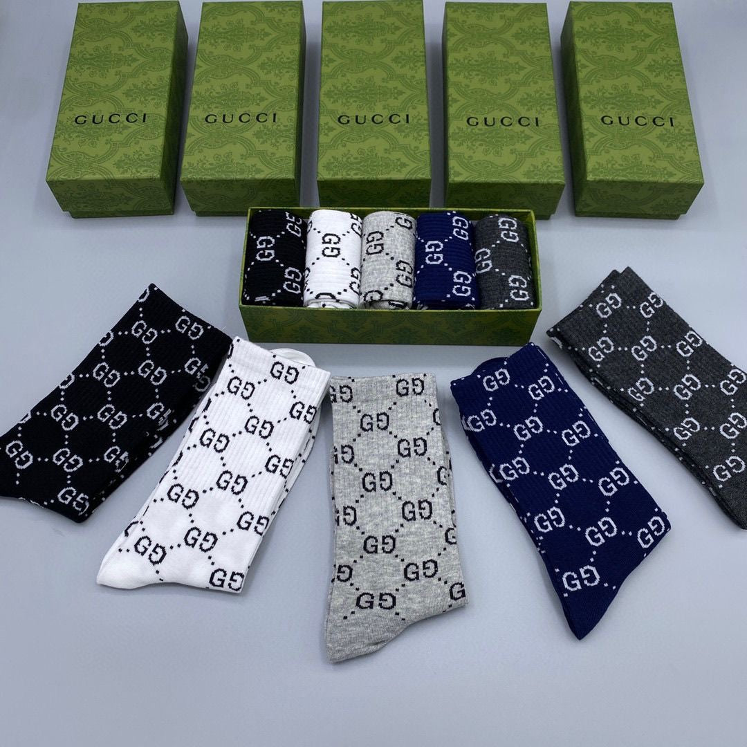 Couple's Stylish Mid-Cut Cotton Socks