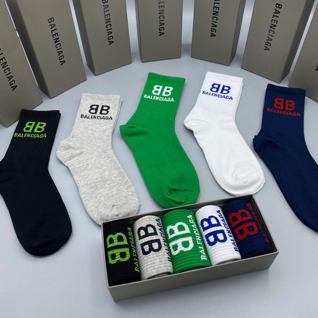 Couple's Stylish Mid-Cut Cotton Socks