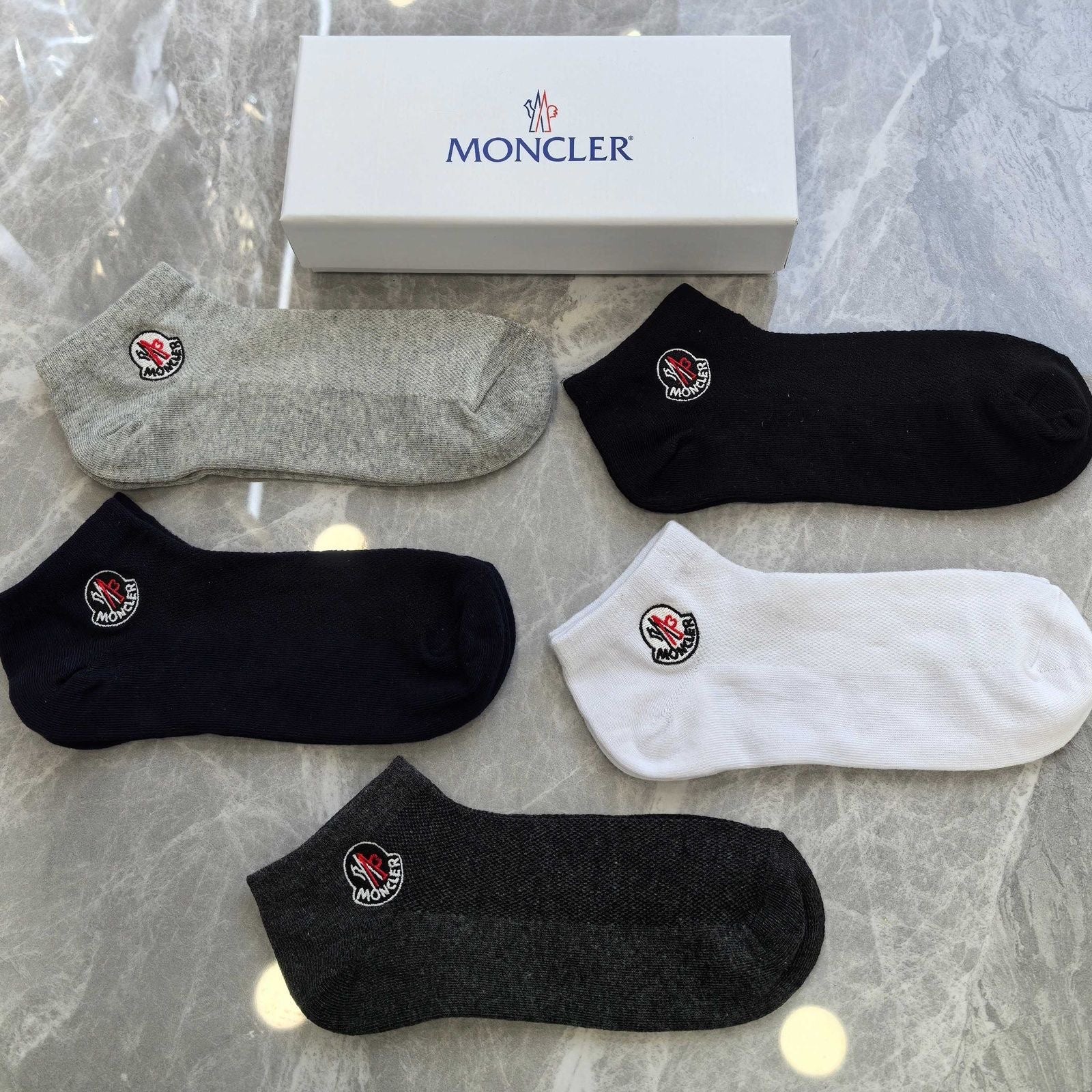 Couple's Stylish Mid-Cut Cotton Socks