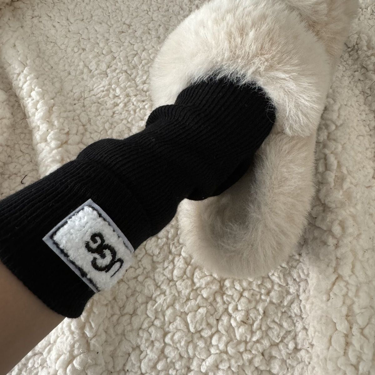 Women's Fashionable Embroidered Cotton Socks