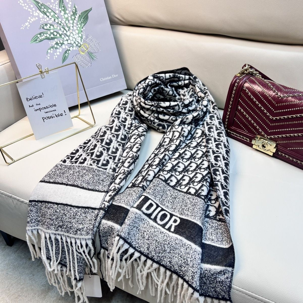 Women's Fashionable Versatile Cashmere Scarf/Shawl