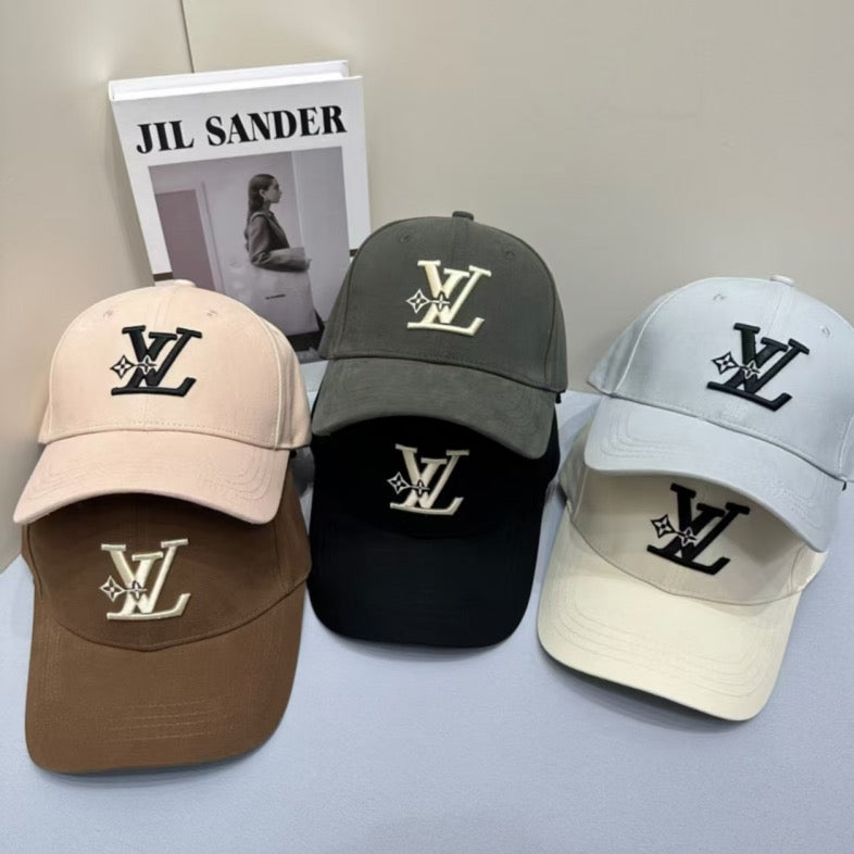 Fashionable Casual Embroidered Baseball Cap