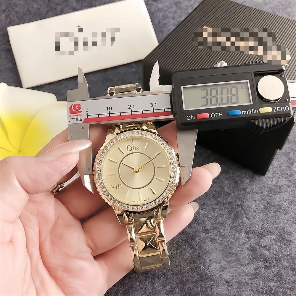 Women's Fashion Diamond-Set Watch