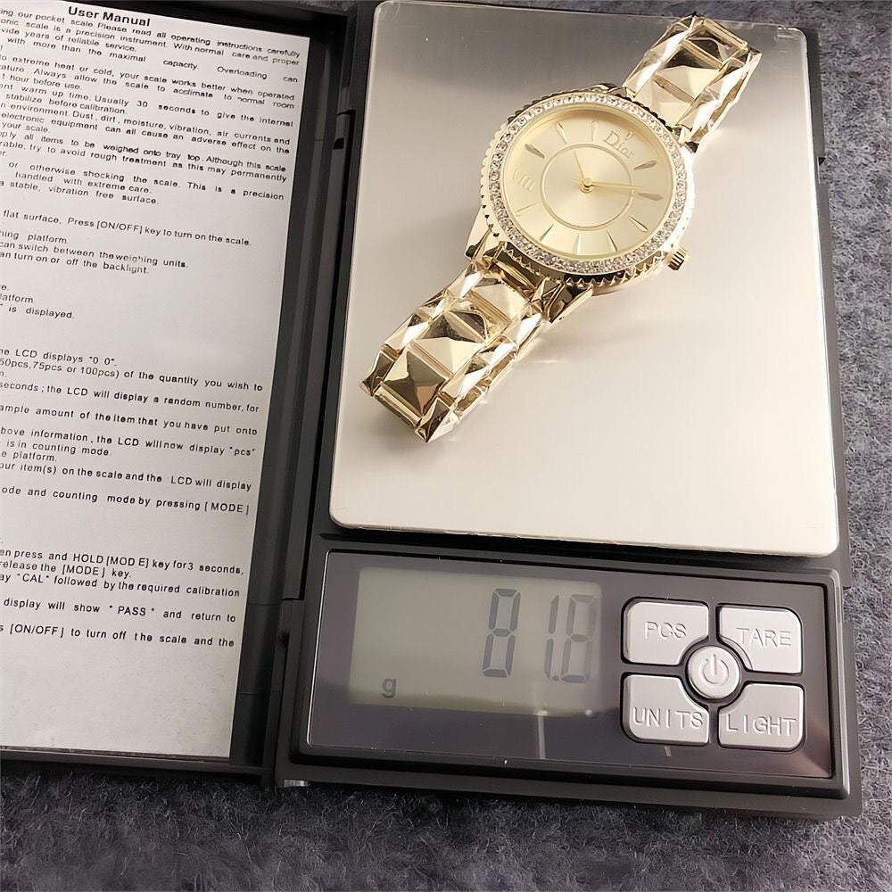 Women's Fashion Diamond-Set Watch