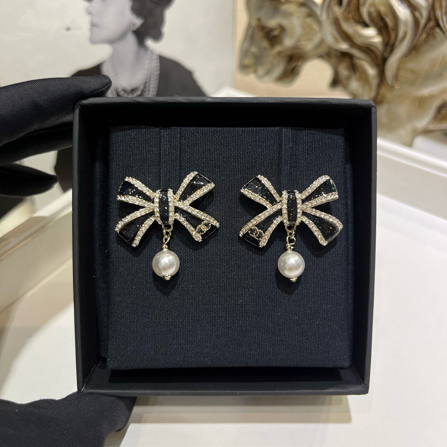 New Women's Bow Pearl Pendant Earrings