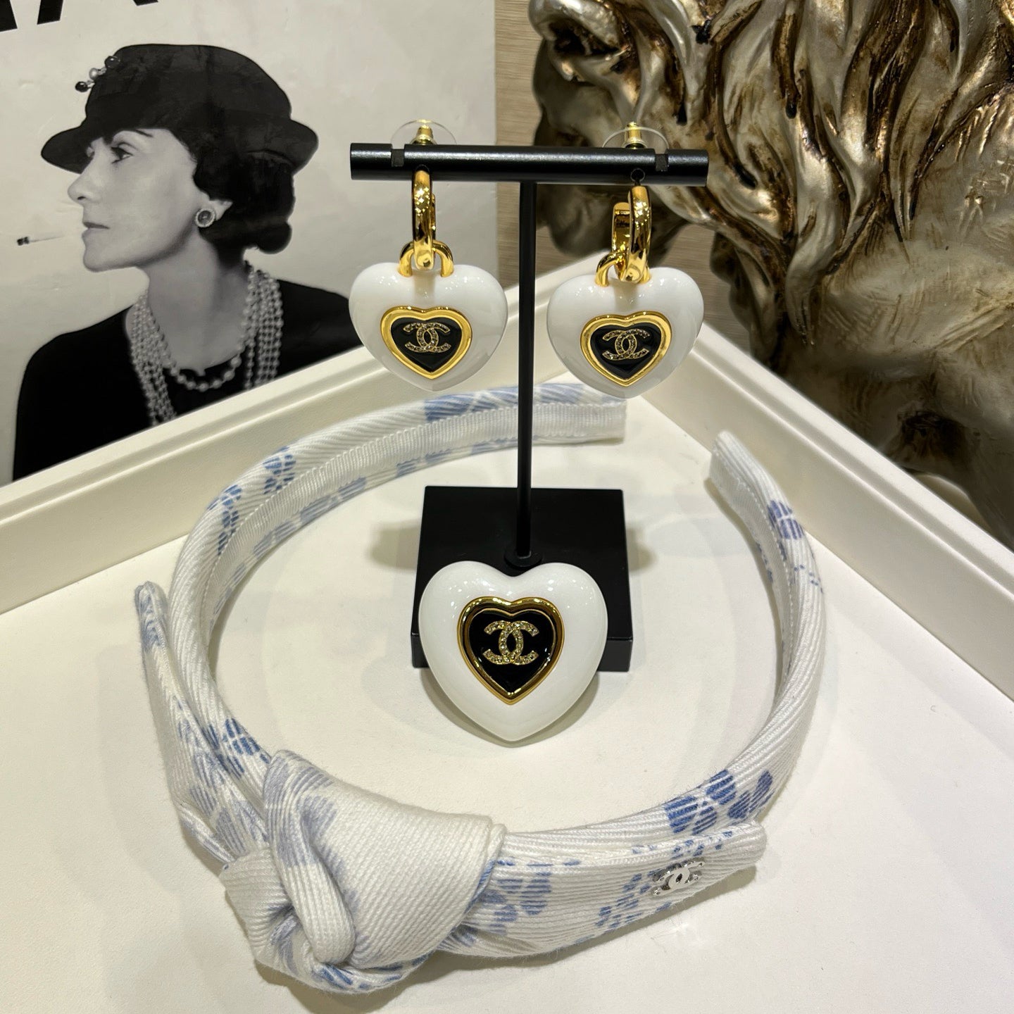 New Women's Pendant Earrings