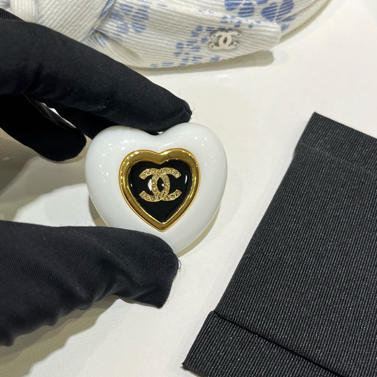 New Women's Fashion Brooch Accessories