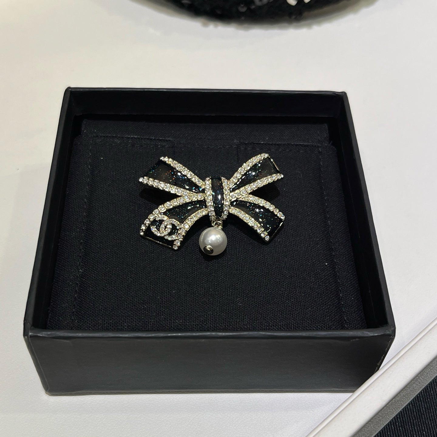 New Women's Fashion Brooch Accessory