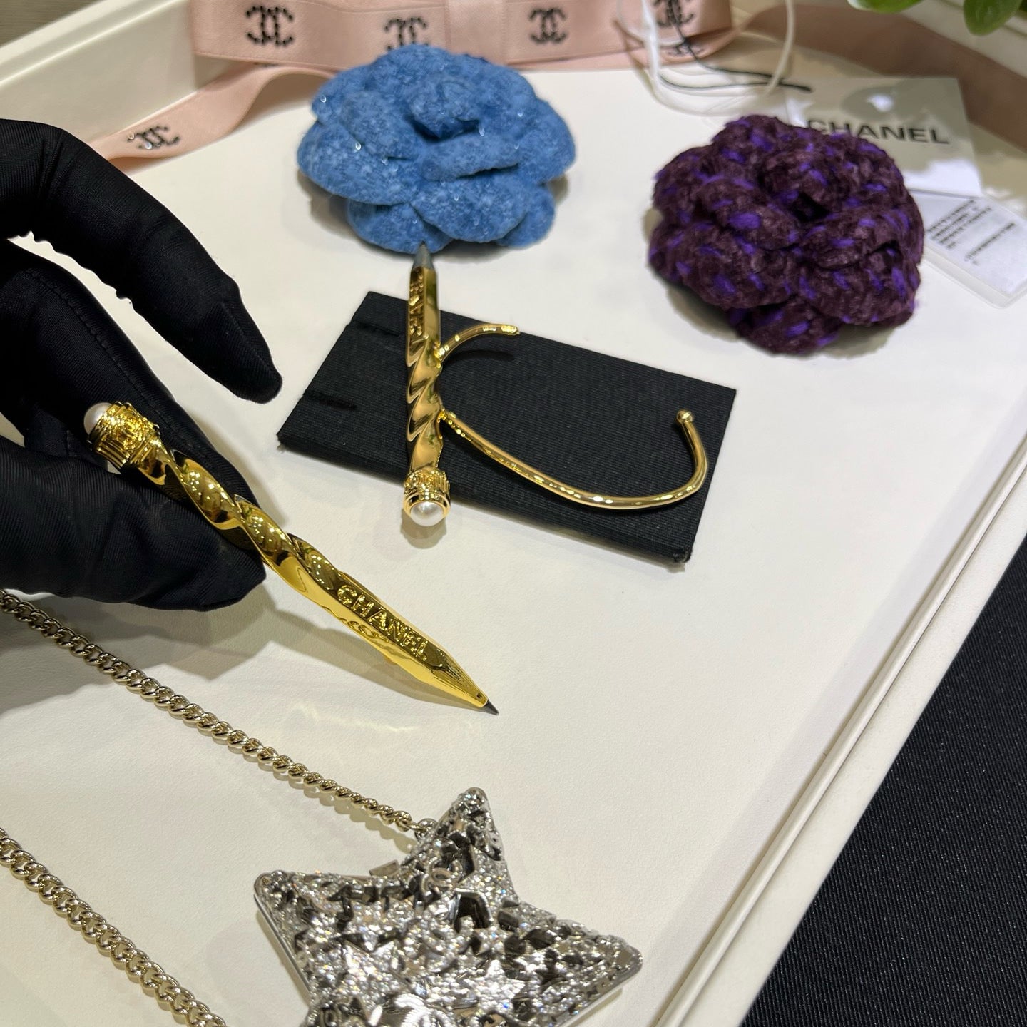 New Women's Fashion Pencil Brooch Accessory