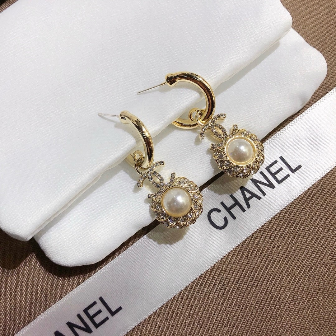 Women's Fashion Rhinestone Earrings