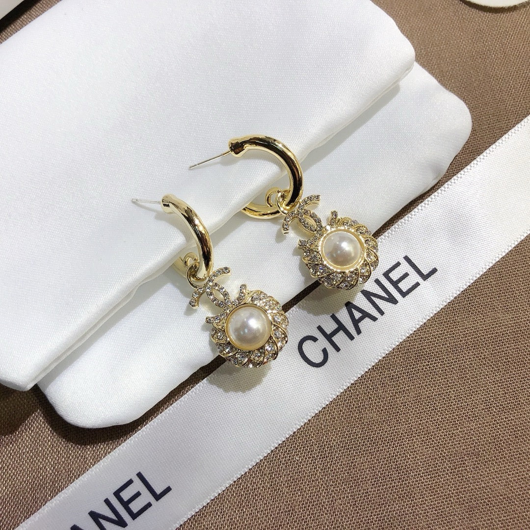 Women's Fashion Rhinestone Earrings