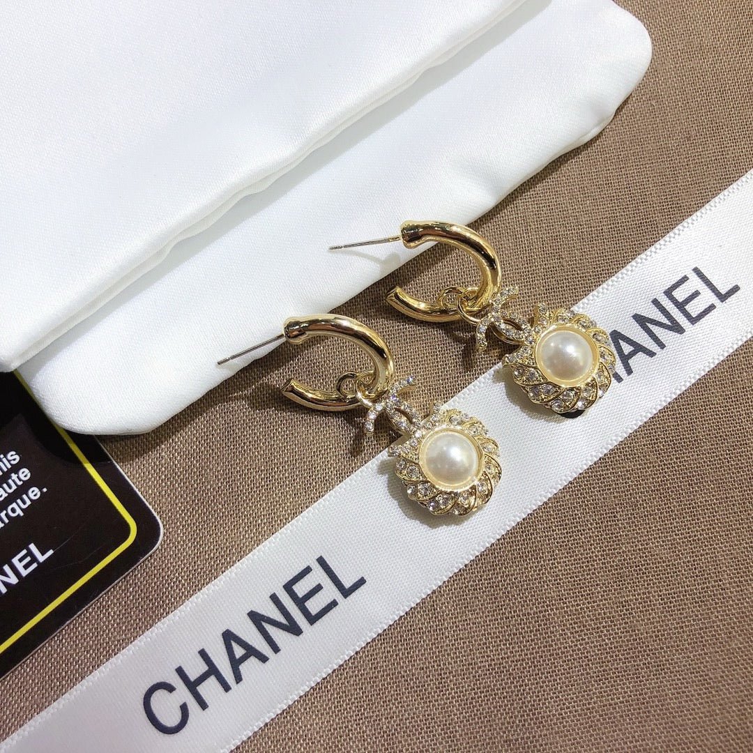 Women's Fashion Rhinestone Earrings