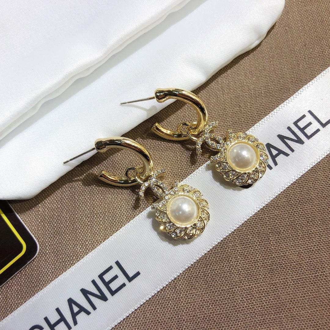 Women's Fashion Rhinestone Earrings
