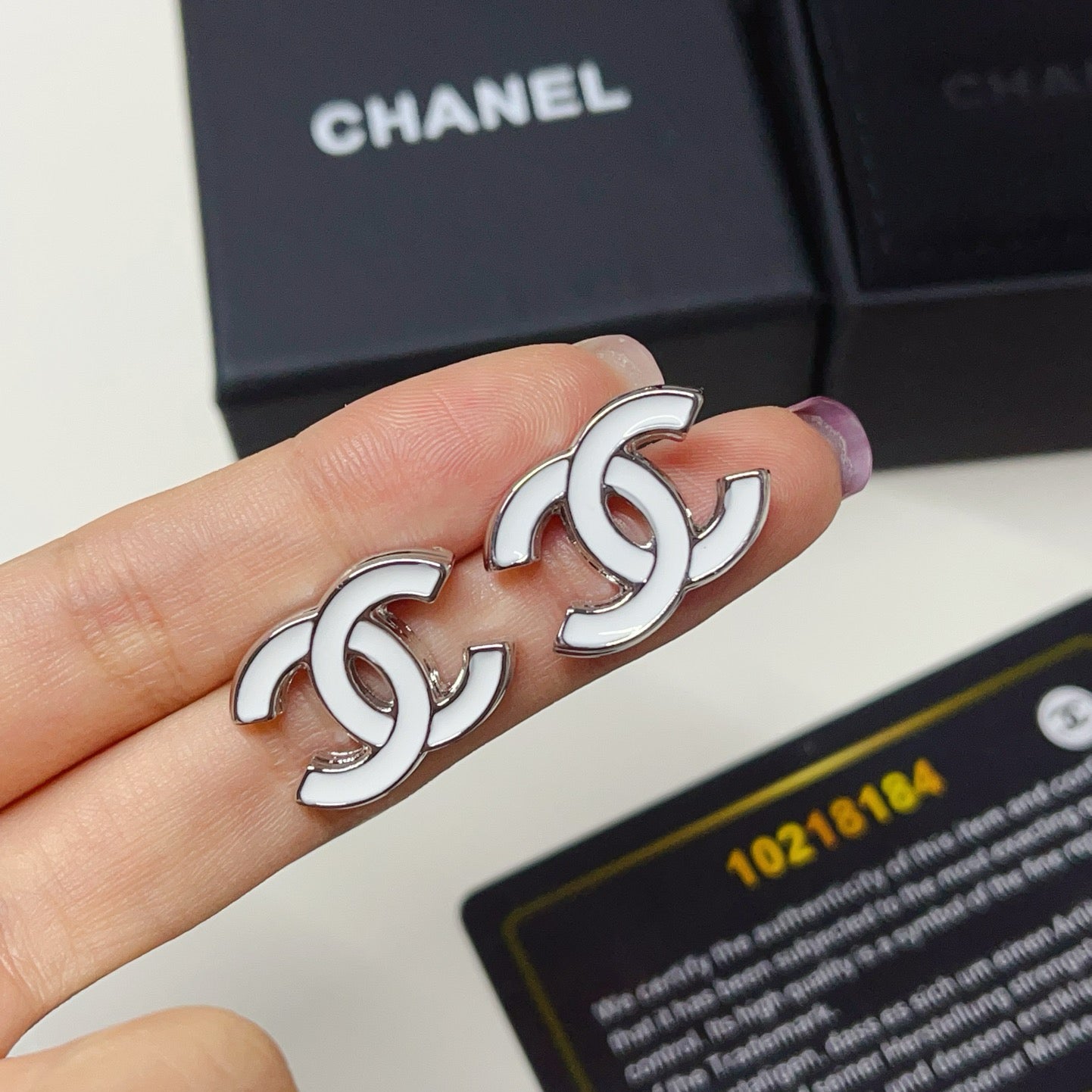 Women's Stylish Simple Earrings