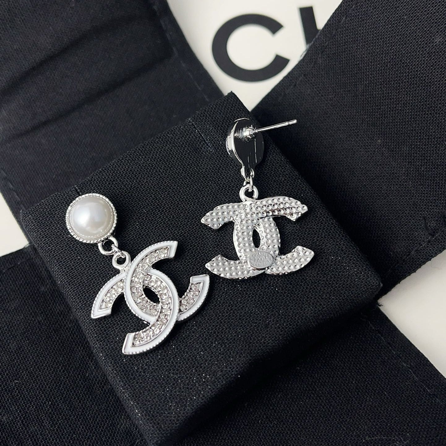 Women's Fashionable Pendant Earrings