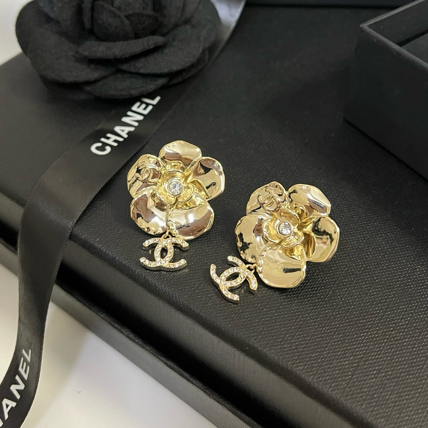 Women's Fashion Flower Drop Earrings