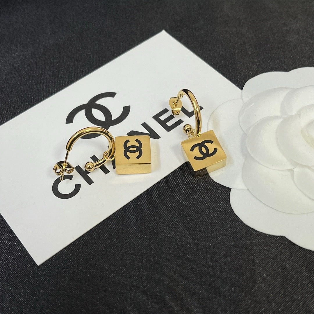 Women's Fashion Earrings