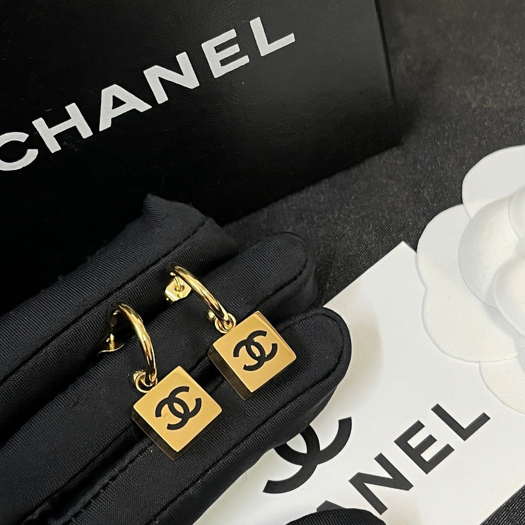 Women's Fashion Earrings