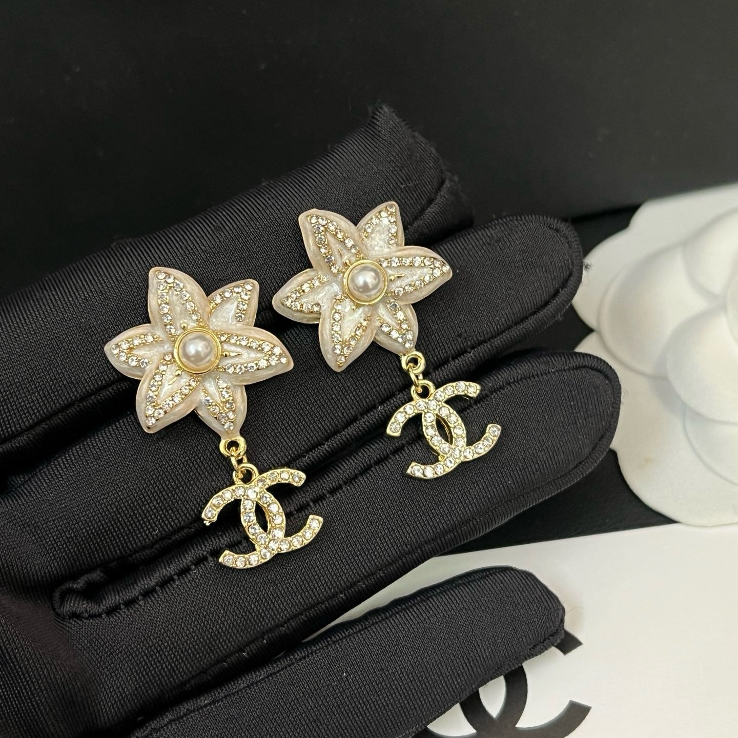 Women's Fashion Rhinestone Earrings
