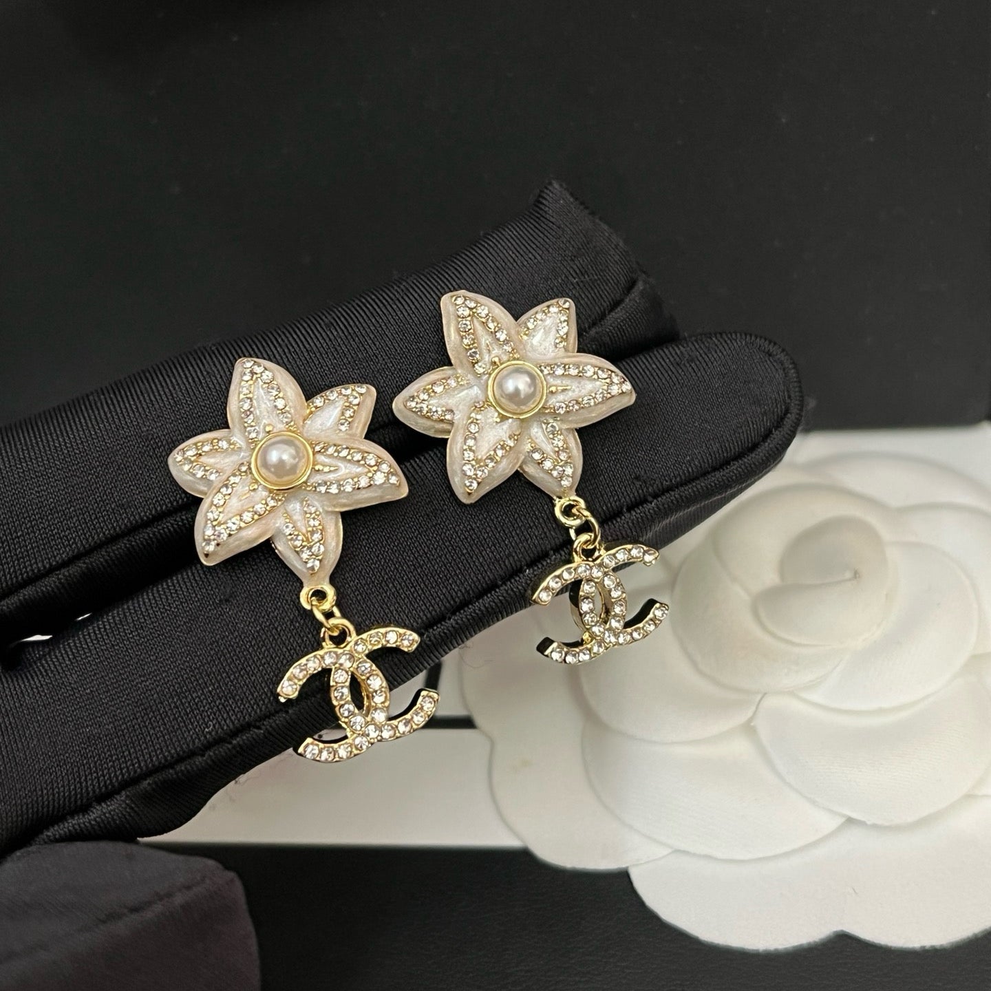 Women's Fashion Rhinestone Earrings